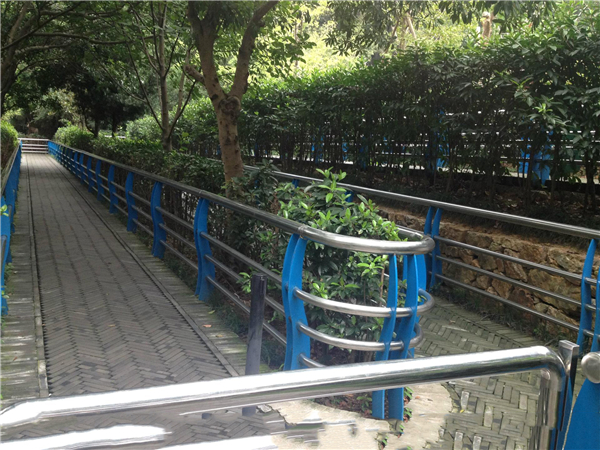 自贡不锈钢景观护栏